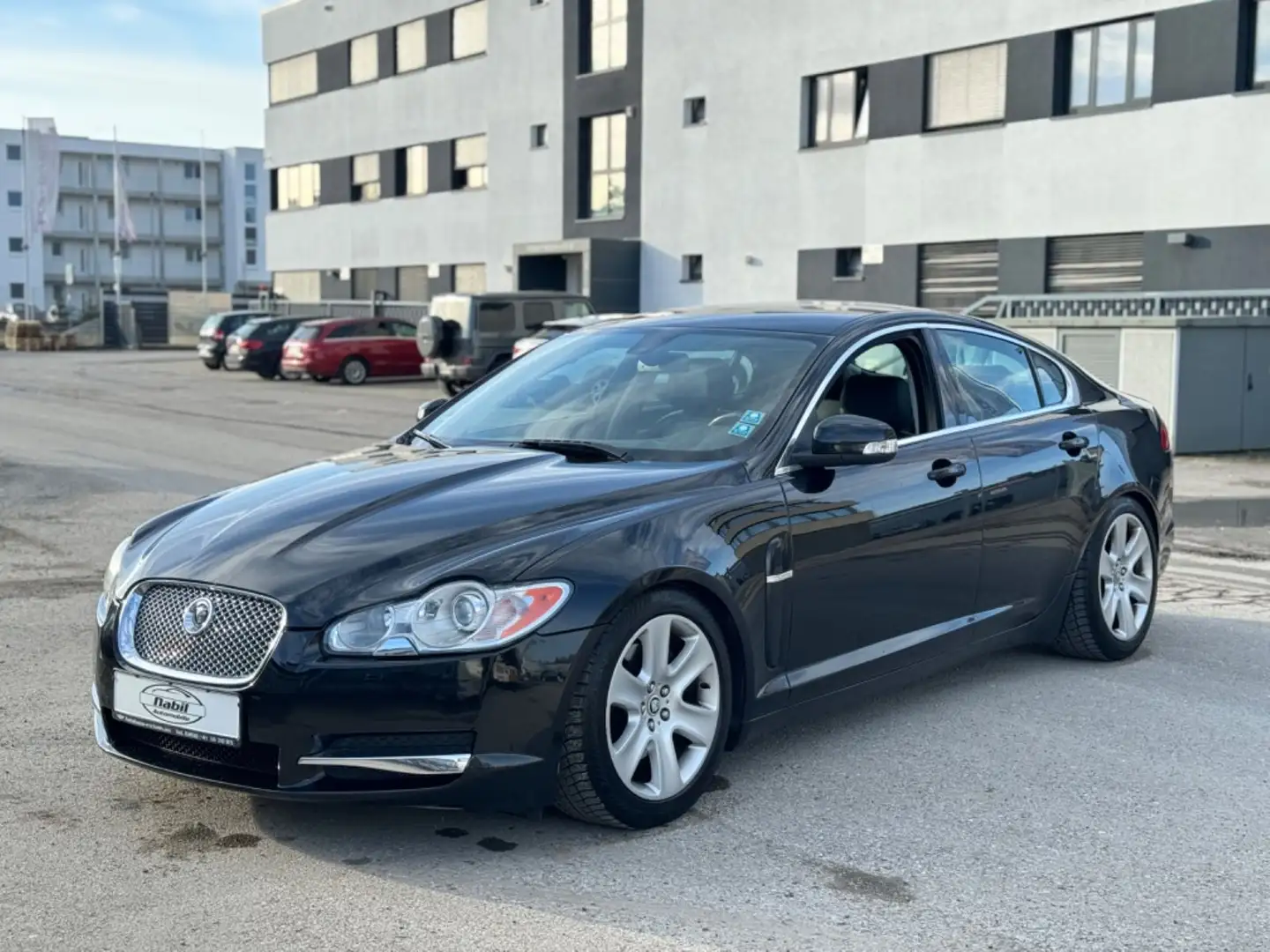 Jaguar XF 2.7 V6 Diesel Premium Luxury Schwarz - 1