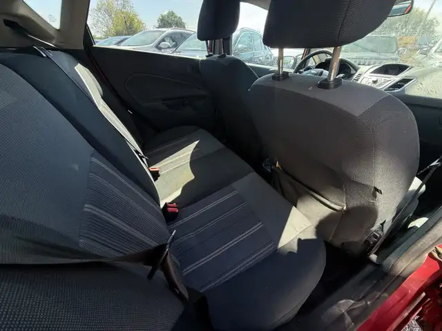 Ford Fiesta view 12