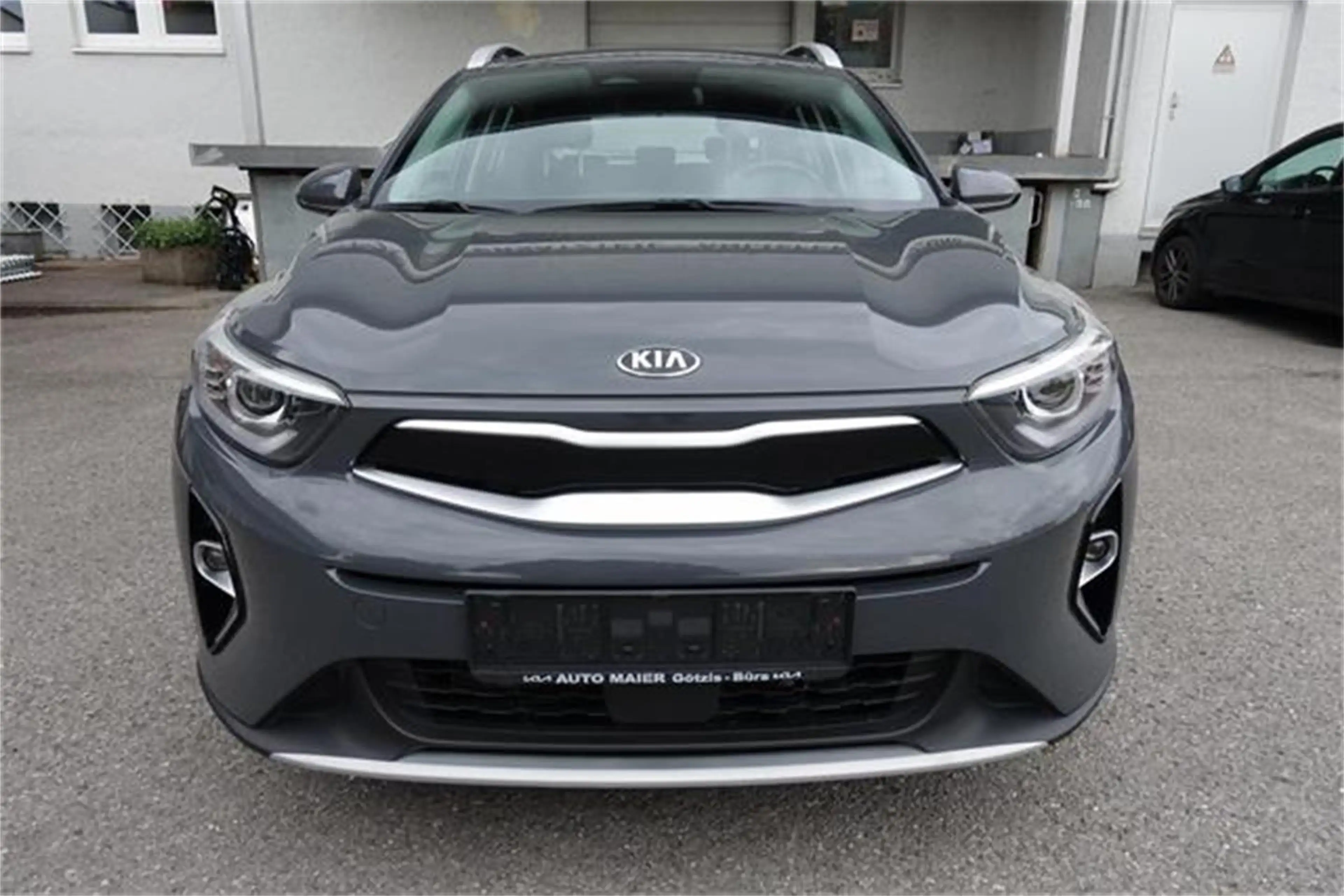 Kia Stonic 1,0 TGDI GPF ISG Silber