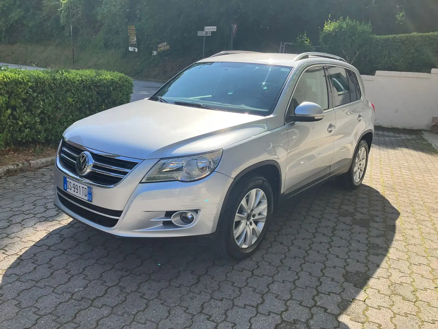 Volkswagen Tiguan Tiguan 2.0 tdi Sport Argento - 1