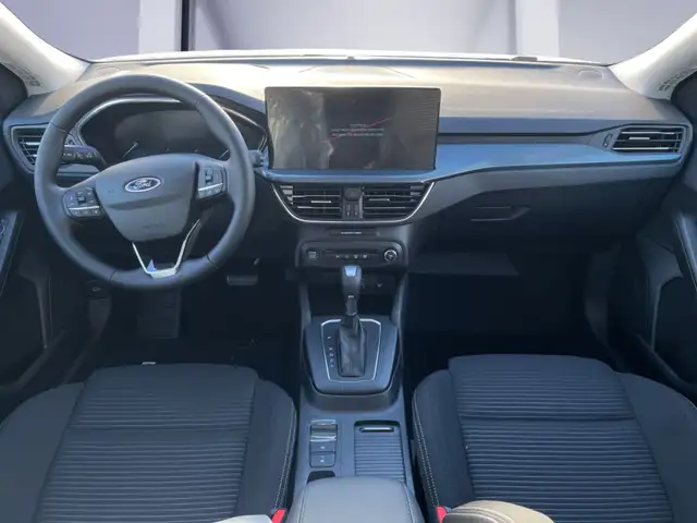 Ford Focus view 10