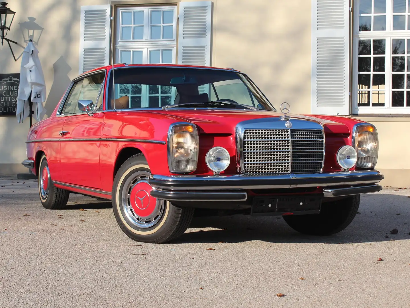Mercedes-Benz 280 CE/8 W114: Klima, Autom., Leder, el. FH, top Zust. Rouge - 2