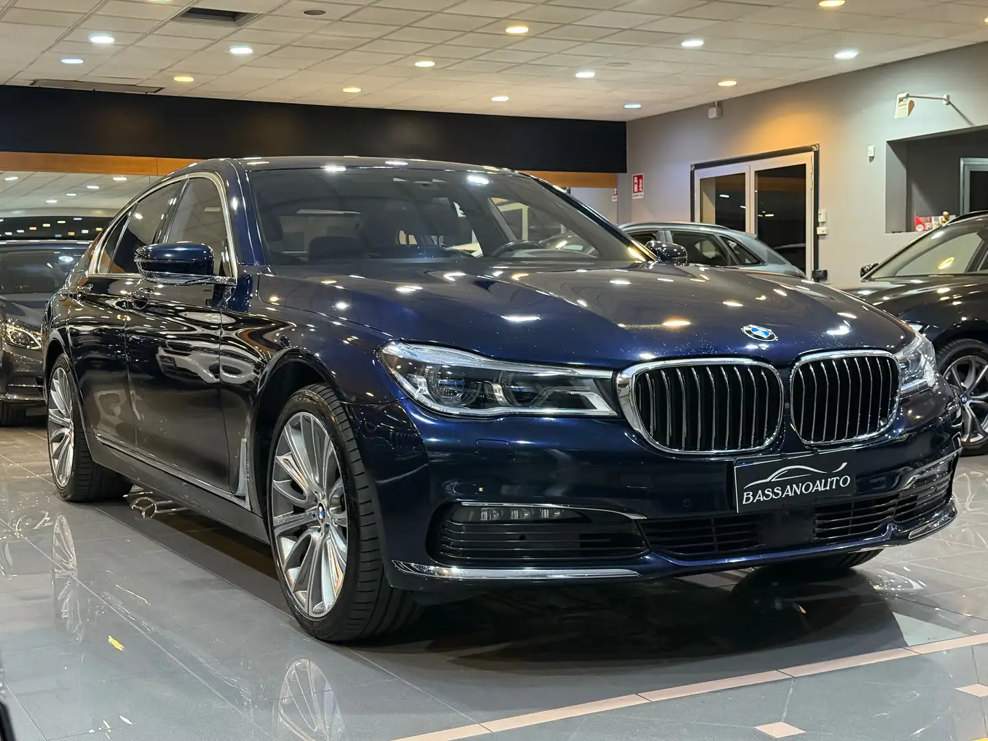 BMW 730 730d xdrive CARBON MATRIX 360*!! Azul - 2