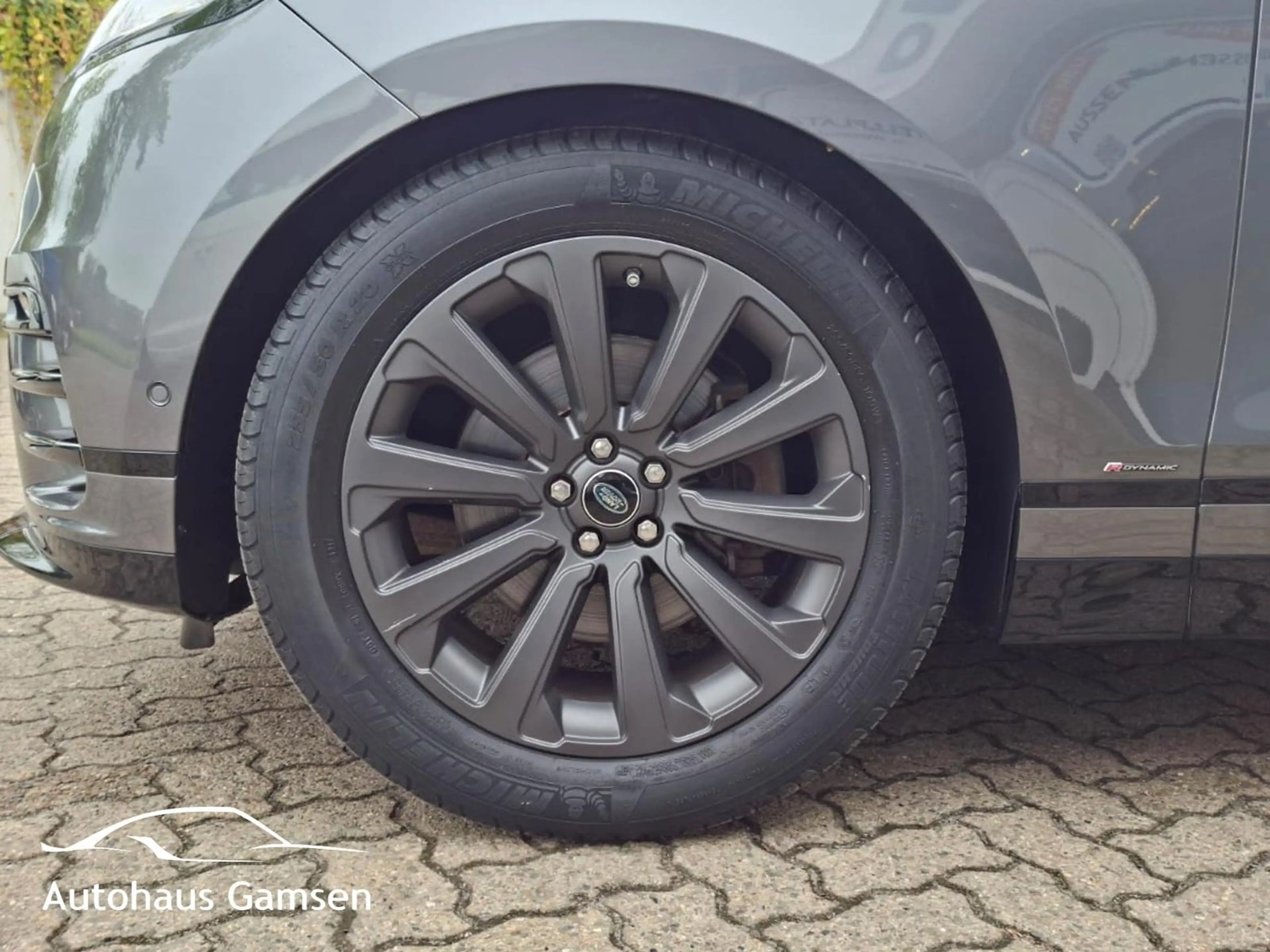 Land Rover Range Rover Velar 3.0d R-Dynamic SE Luft/AHK/Sthzg — photo 4