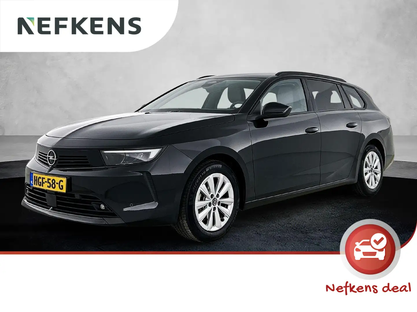 Opel Astra Sports Tourer Business Edition 110 pk | Navigatie Zwart - 1