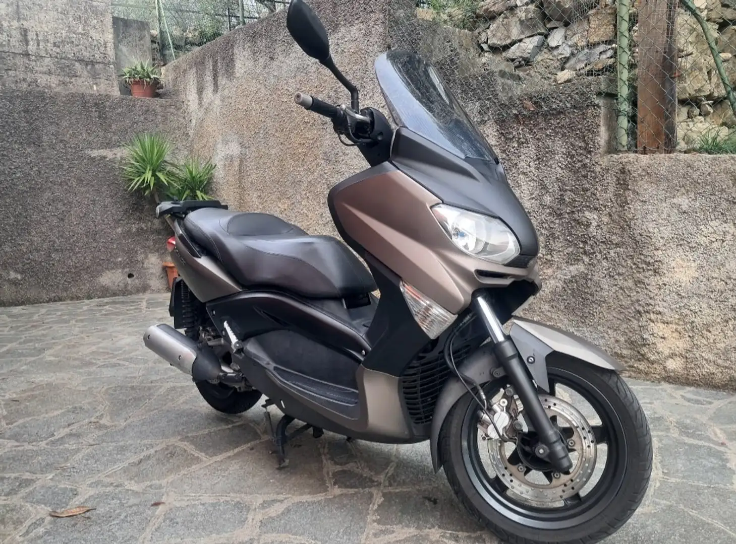 Yamaha X-Max 250 Bronce - 1