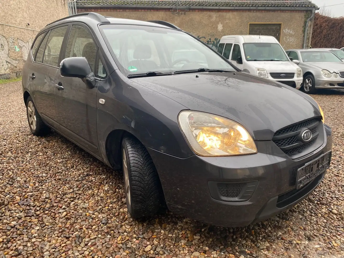 Kia Carens LX--7-SITZER Grau - 2