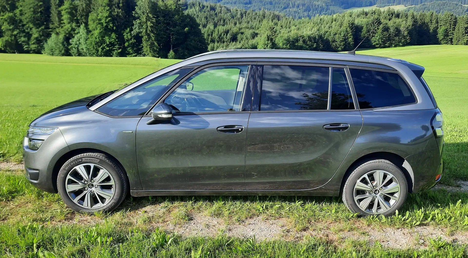 Citroen Grand C4 Picasso BlueHDi 120 Exclusive - 1. Bestitz Grau - 2