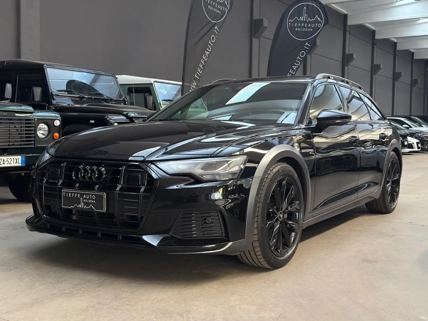 Audi A6 allroad 40 TDI 2.0 quattro S tronic Evolution Noir - 1