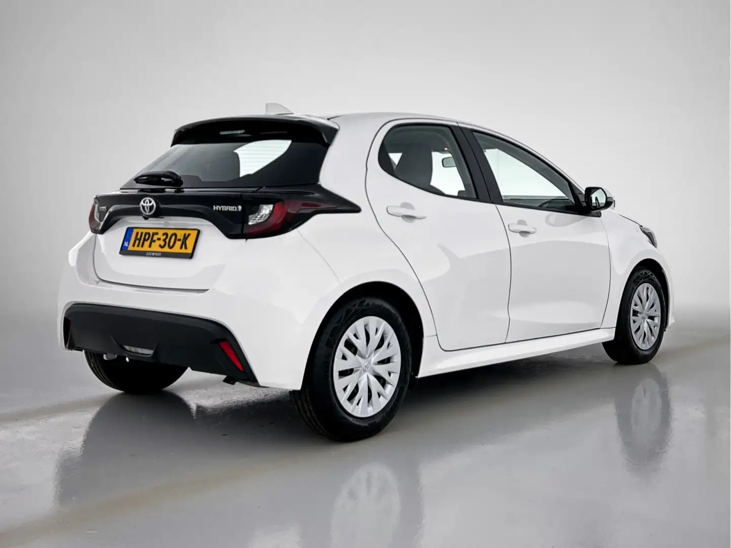 Toyota Yaris 1.5 Hybrid Active | Adaptive Cruise Control & Lane Blanc - 2
