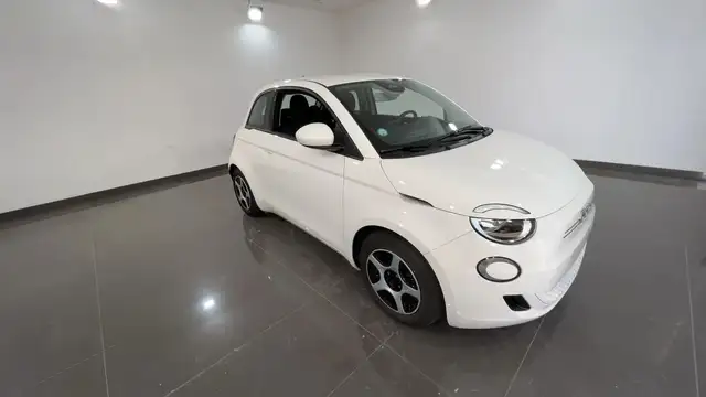 Fiat 500e 500e 42 kWh Passion