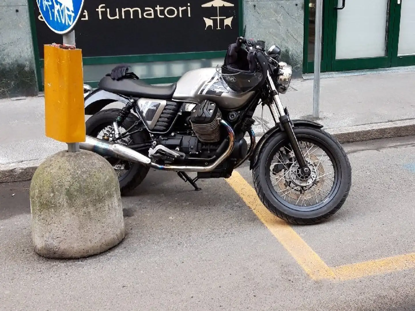 Moto Guzzi V 7 Special Grigio - 1