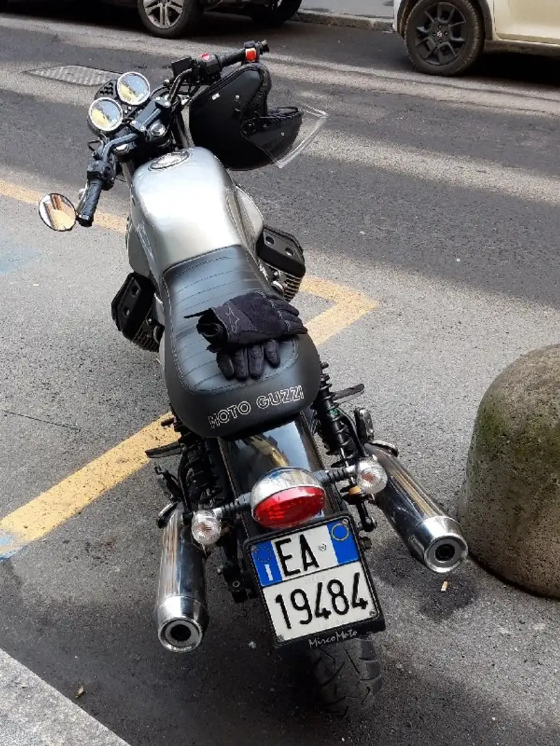 Moto Guzzi V 7 Special Grigio - 2