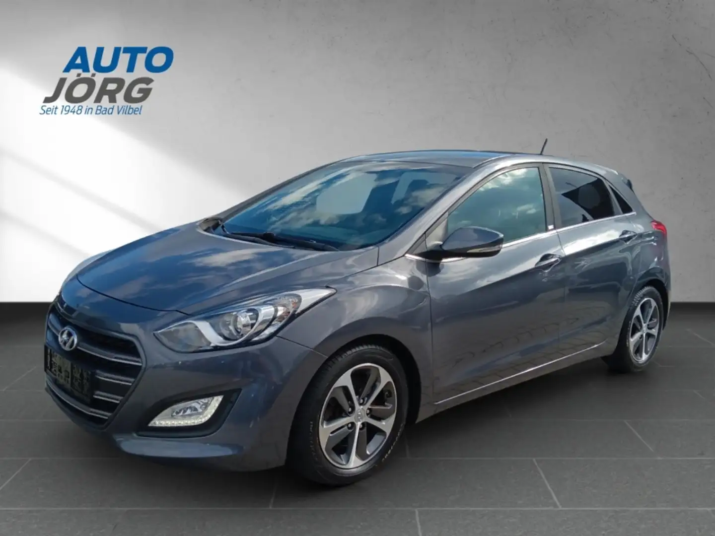 Hyundai i30 blue Passion 1.6 GDI *Automatik Grijs - 1