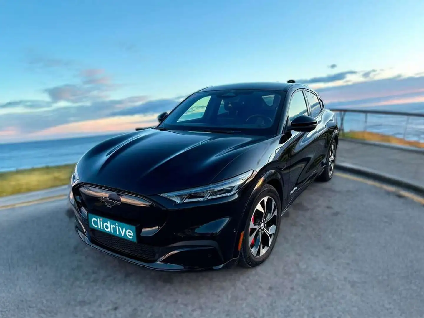 Ford Mustang Mach-E 198kW Batería 75.7Kwh Negro - 2