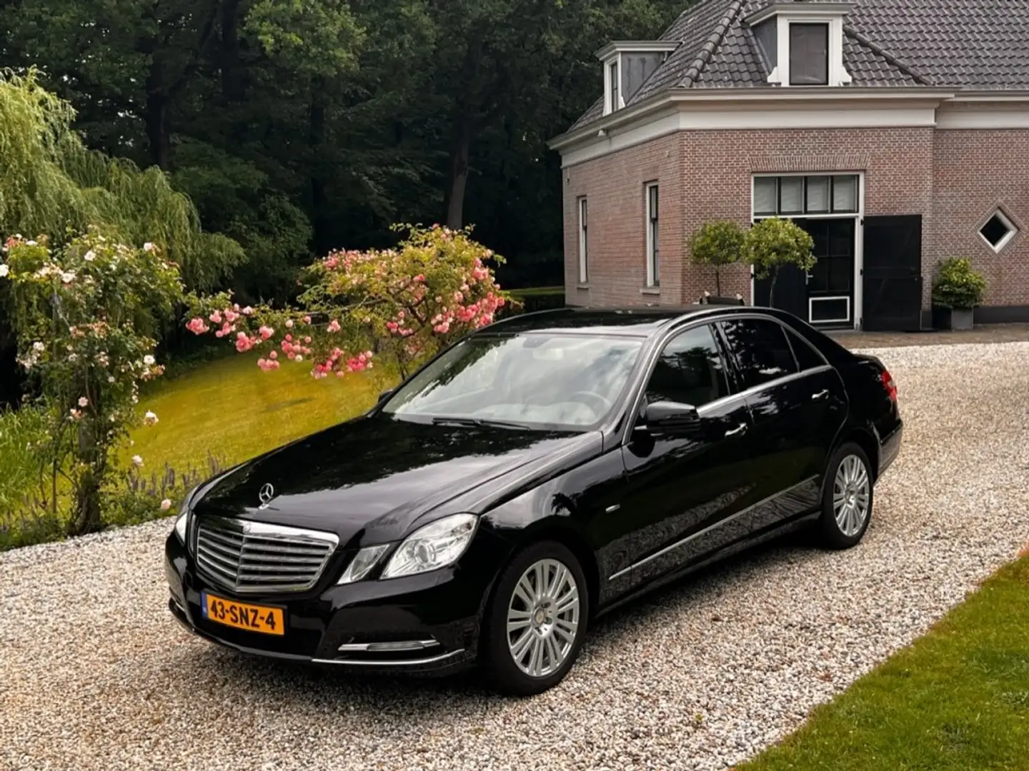 Mercedes-Benz 250 CGI Business Class Elegance NL-auto #RIJKLAAR Zwart - 1