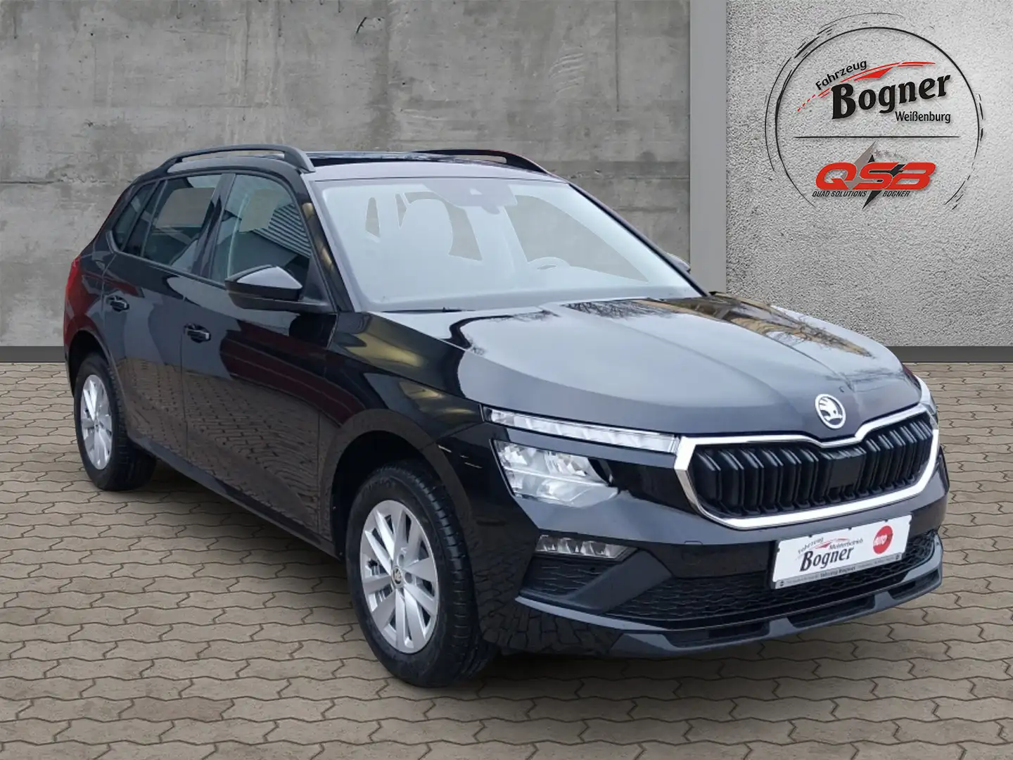 Skoda Kamiq Drive 1.0 TSI DSG AHK LED 5 Jahre Garantie Ebner L Zwart - 2