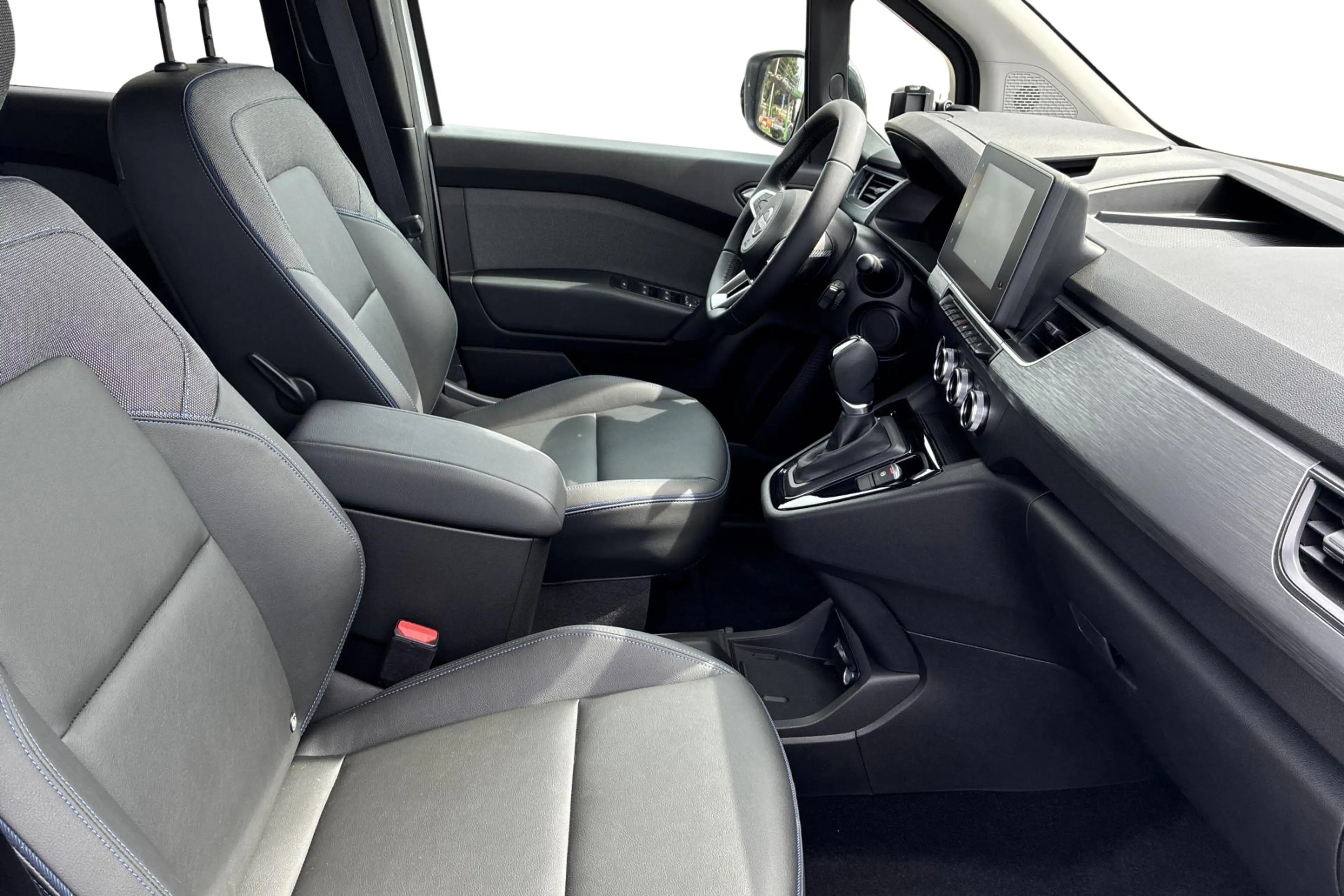 Nissan Townstar L1H1 DIG-T 130 AT Tekna Ombouw voor rolstoelvervoe — photo 13