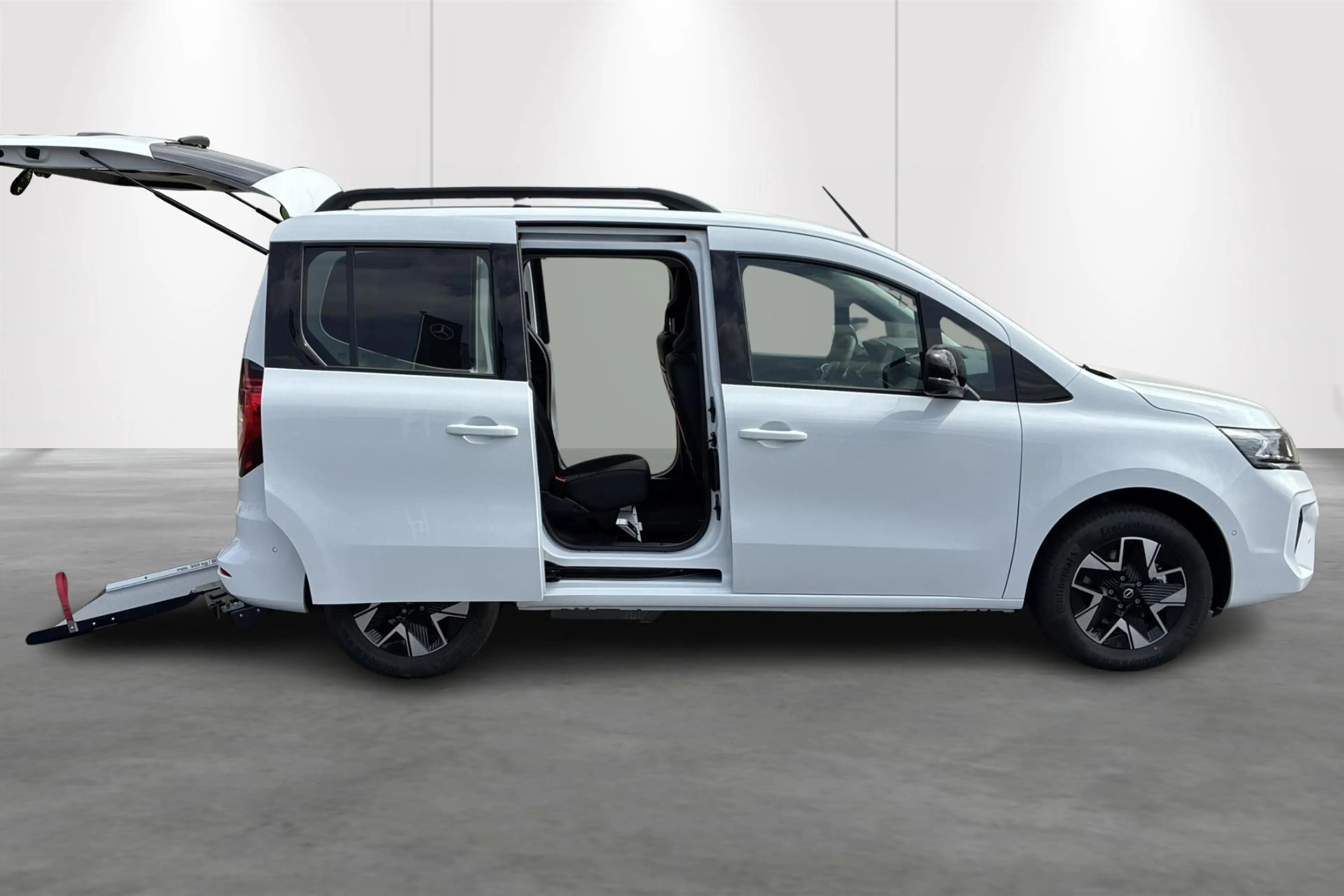 Nissan Townstar L1H1 DIG-T 130 AT Tekna Ombouw voor rolstoelvervoe — photo 3