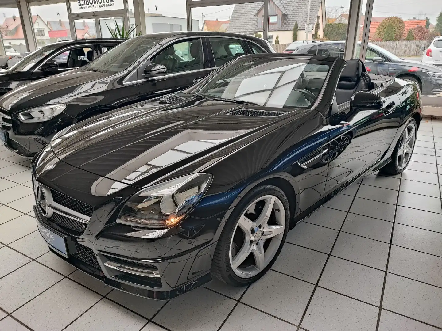 Mercedes-Benz SLK 200 AMG/Nav/Airscarf/Harm-Kardon/Scheckh MB Чорний - 1