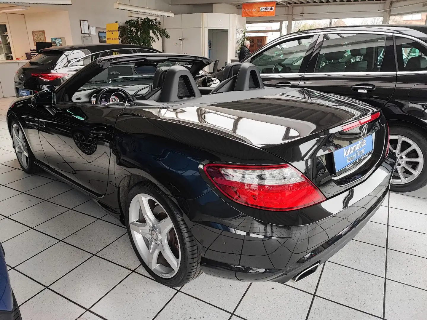 Mercedes-Benz SLK 200 AMG/Nav/Airscarf/Harm-Kardon/Scheckh MB Чорний - 2