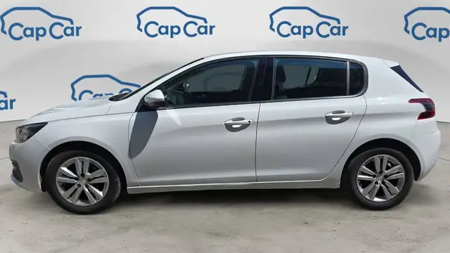 Peugeot 308 view 2