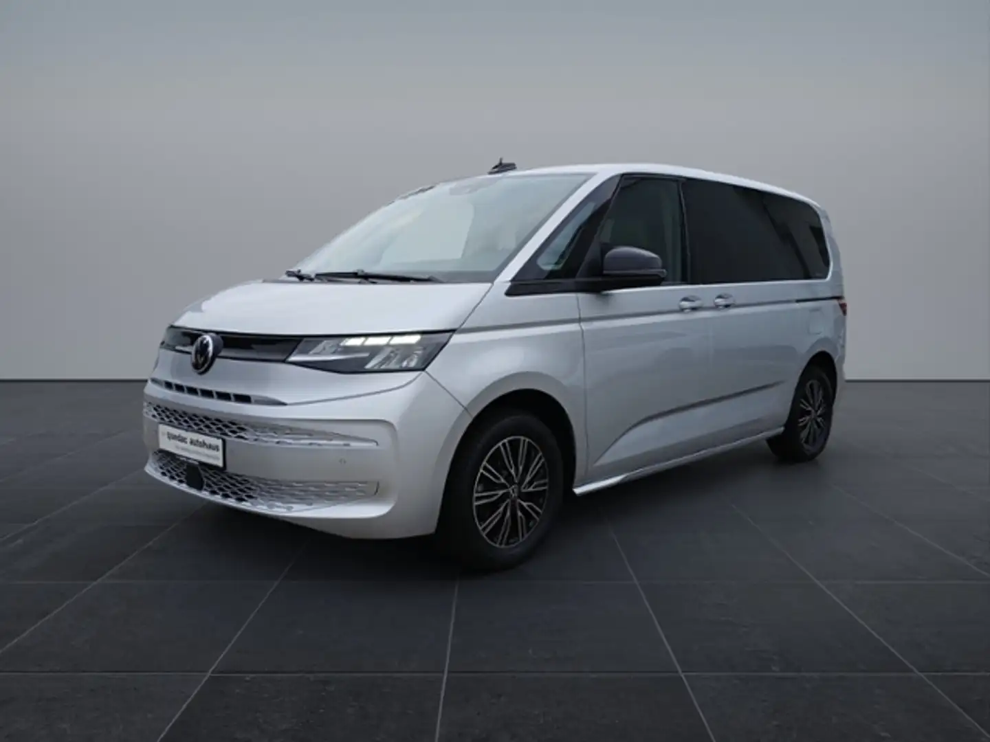 Volkswagen T7 Multivan KÜ 2.0 TDI AHK ASG150 TISCH Argent - 2
