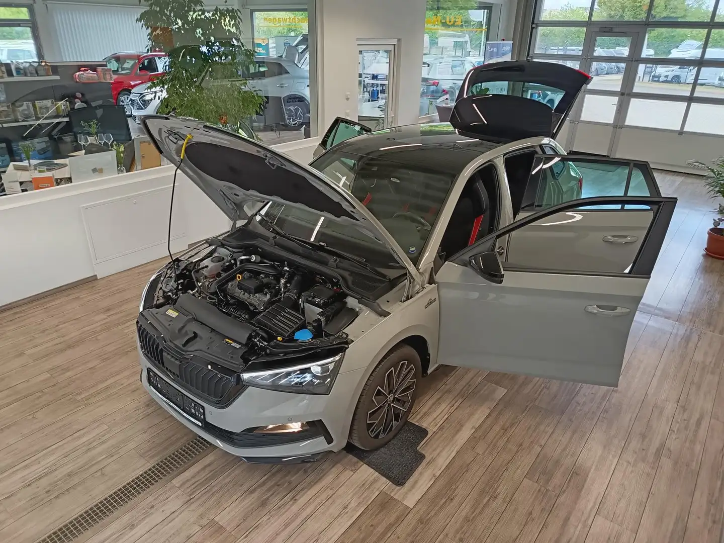 Skoda Scala Monte Carlo 1,0 TSI DSG*PANO*LED*EL.HECKKL Grijs - 2