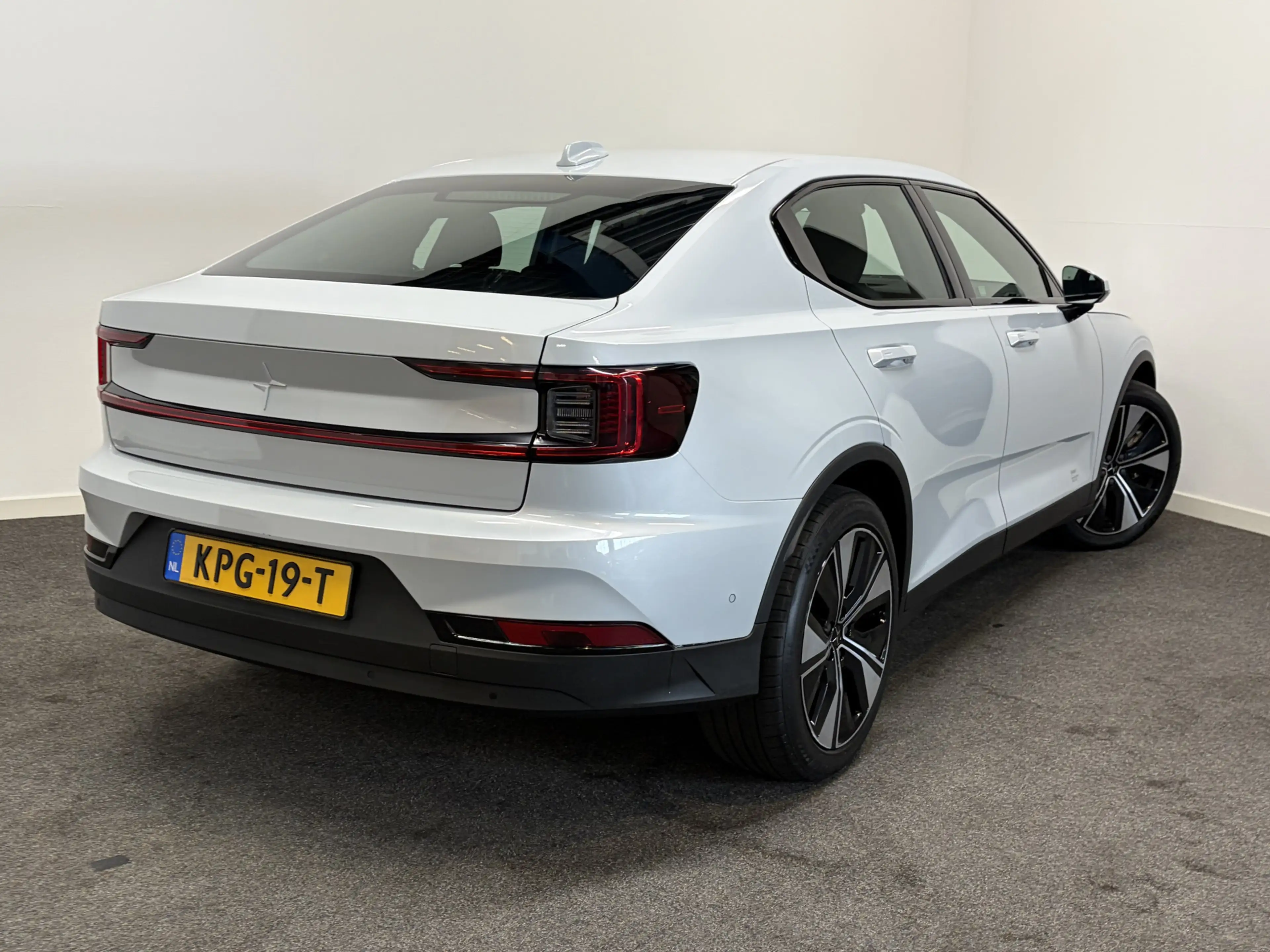 Polestar 2 Long Range Single Motor 78 kWh Adap. Cruise/ 360 C — photo 3