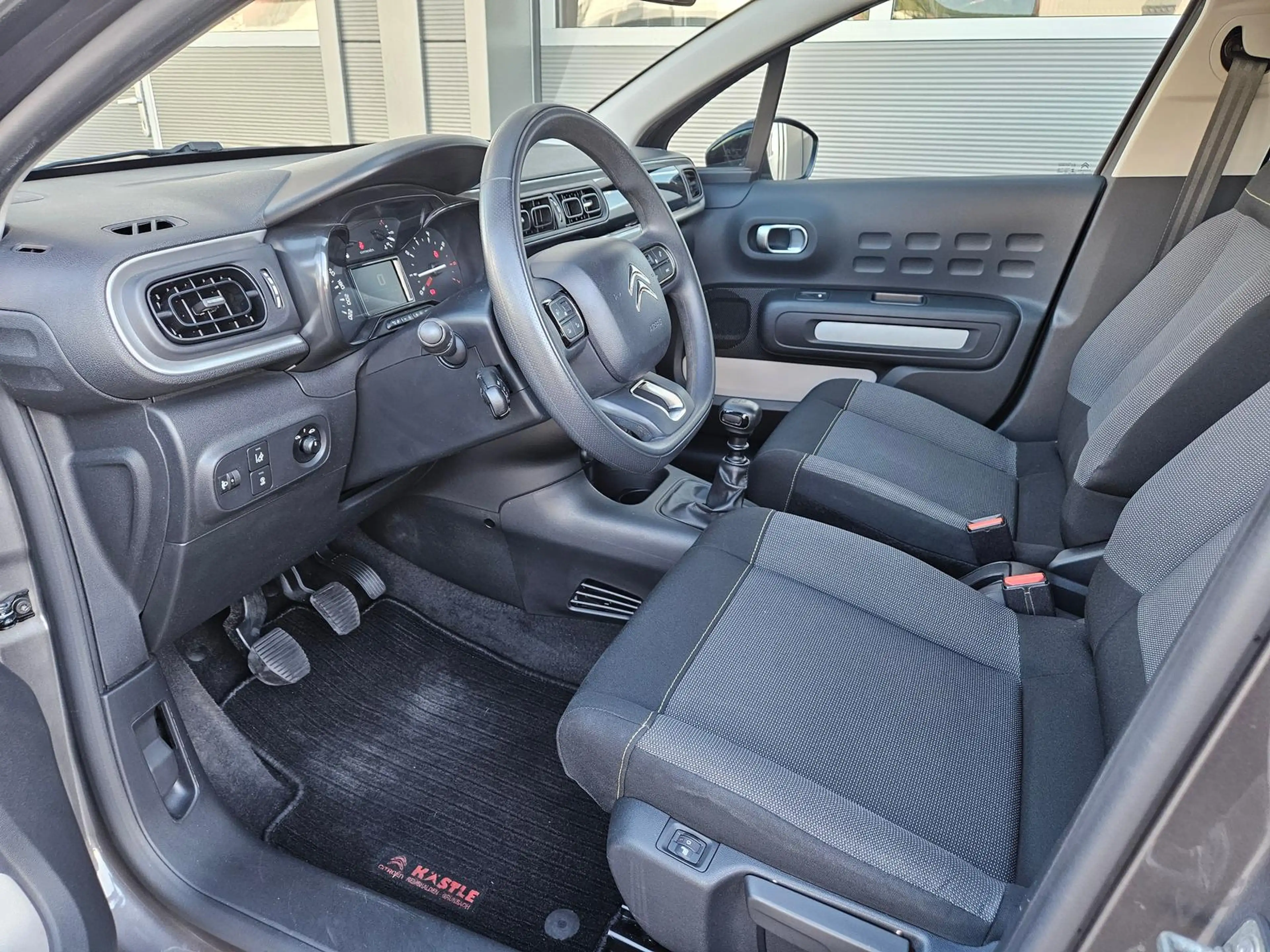 Citroen C3 Feel PureTech 110 *SHZ*BT*Klima*PDC* — photo 8