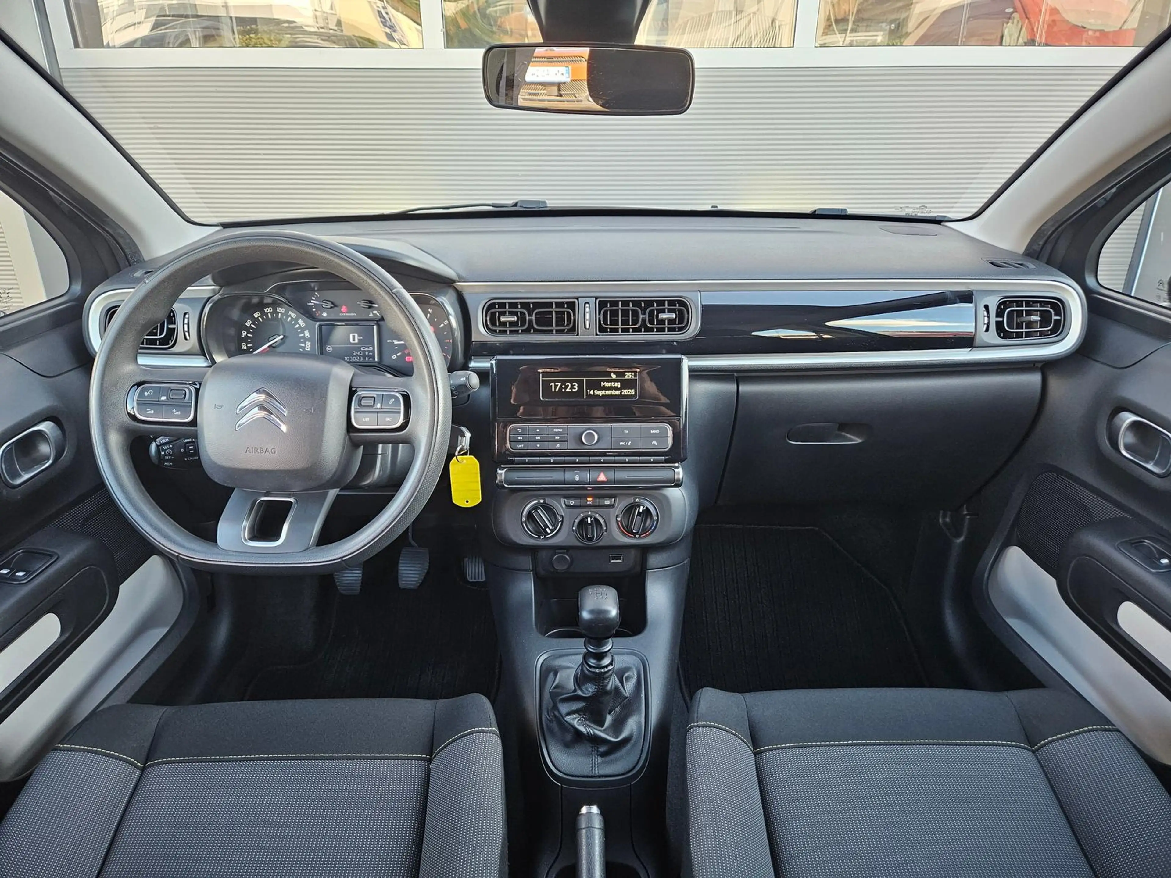 Citroen C3 Feel PureTech 110 *SHZ*BT*Klima*PDC* — photo 12