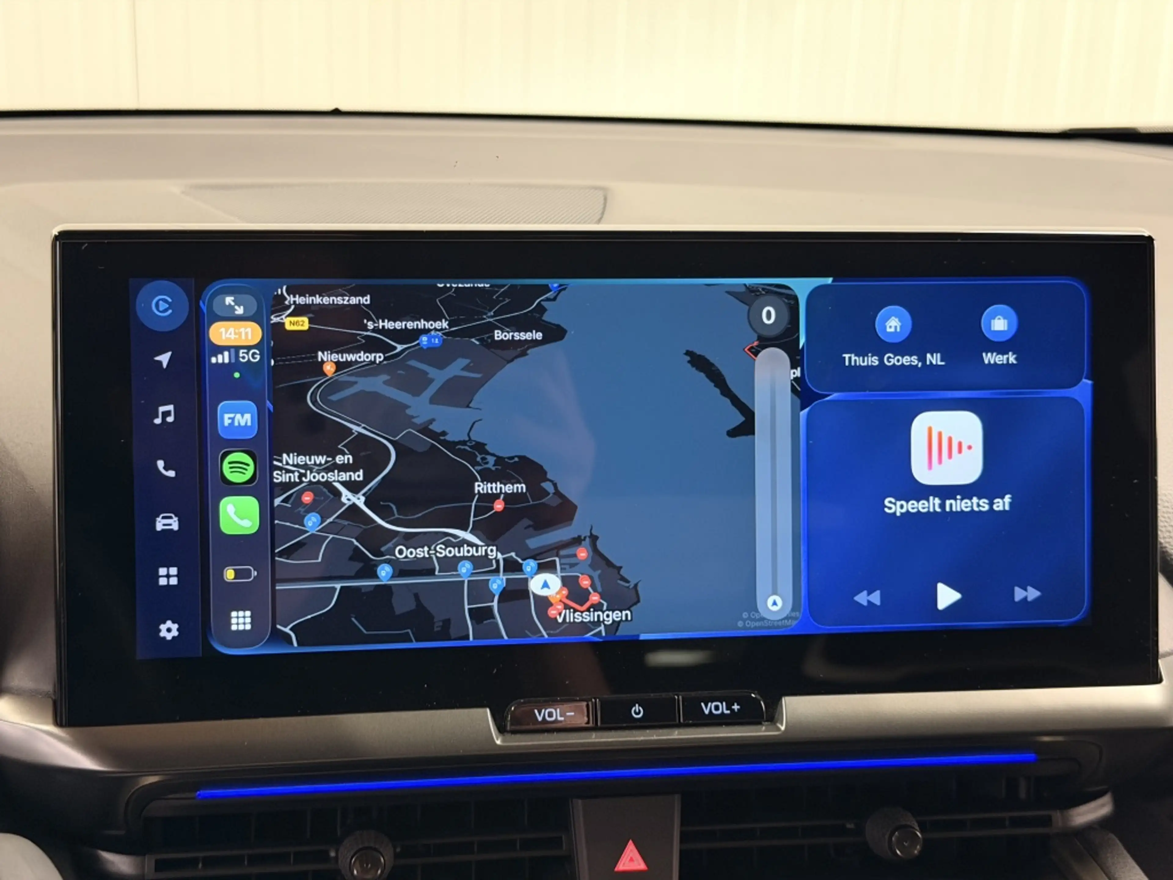 Toyota C-HR 2.0 Hybrid 200 Exec JBL audio - Panoramadak - Memo — photo 41