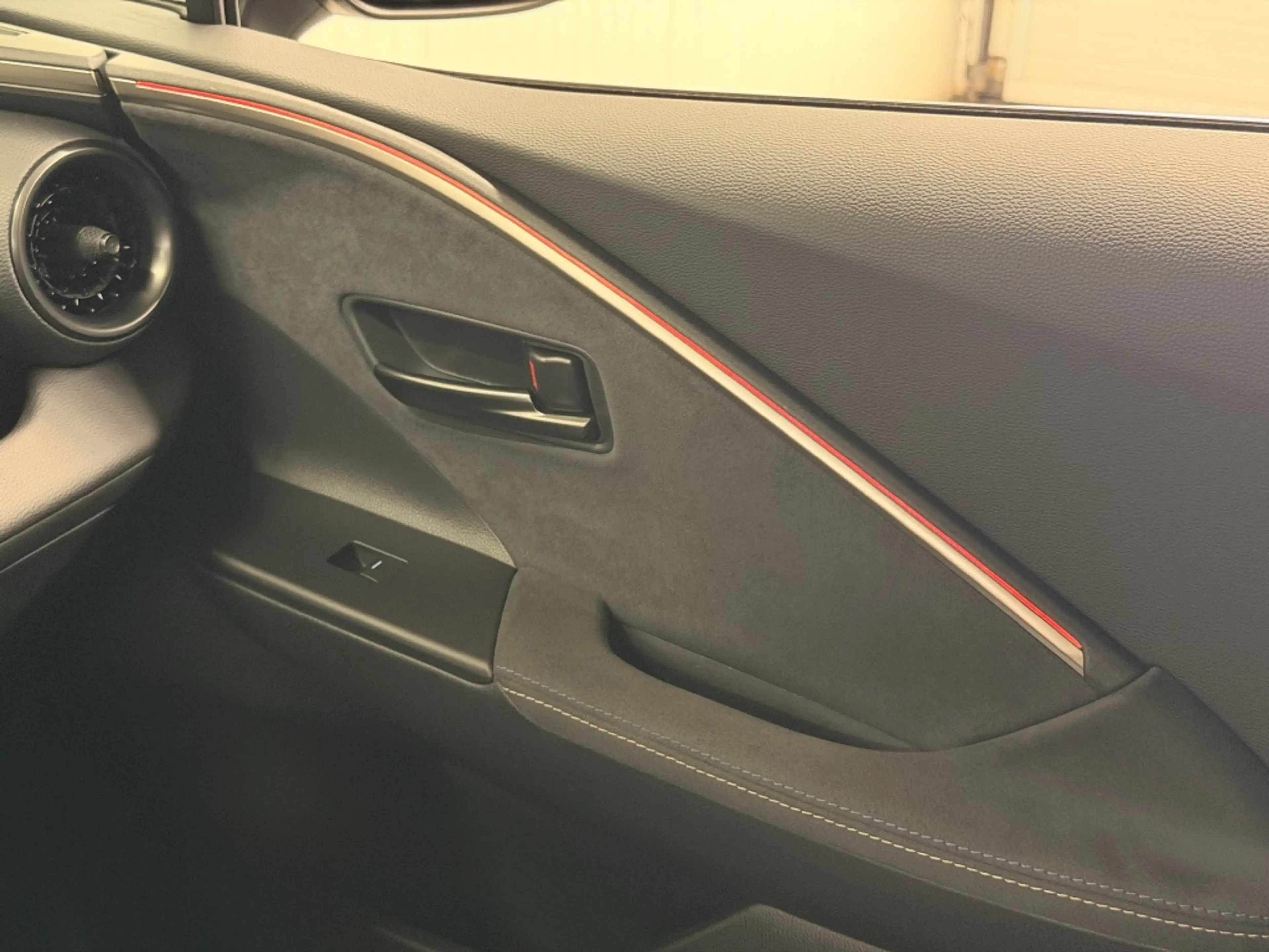 Toyota C-HR 2.0 Hybrid 200 Exec JBL audio - Panoramadak - Memo — photo 48