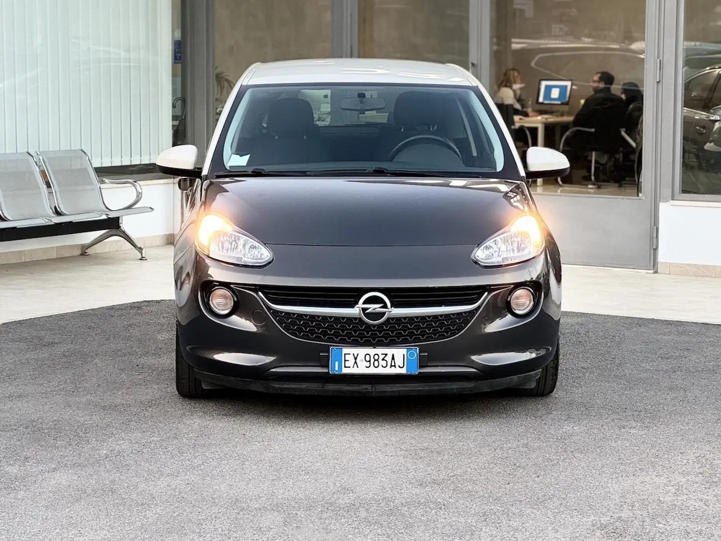 Opel Adam 1.4 GPL 87CV E5 Neo. - 2014 siva - 2