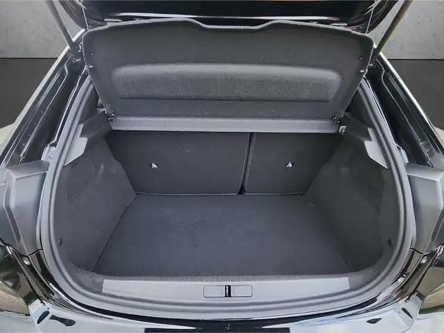 Peugeot 208 view 7