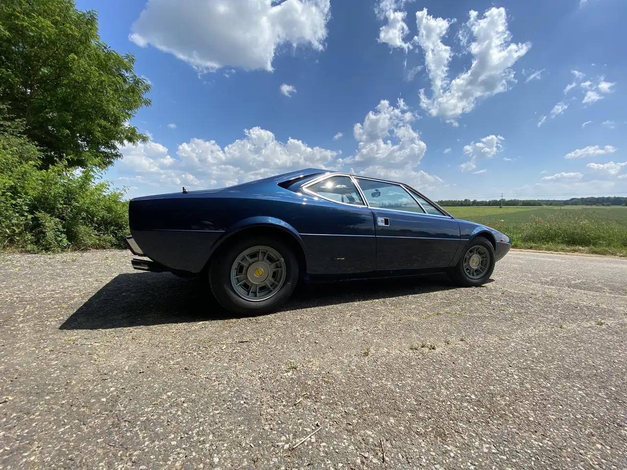 Ferrari 208 GT4 (2+2) Coupé, foto 2