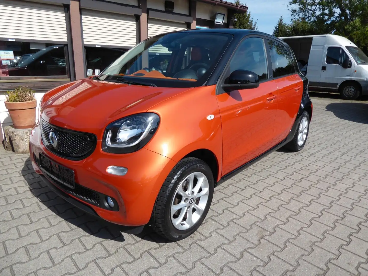 smart forFour forfour 52kW Klima/Sitzheitz./Tempo./Alu Orange - 1