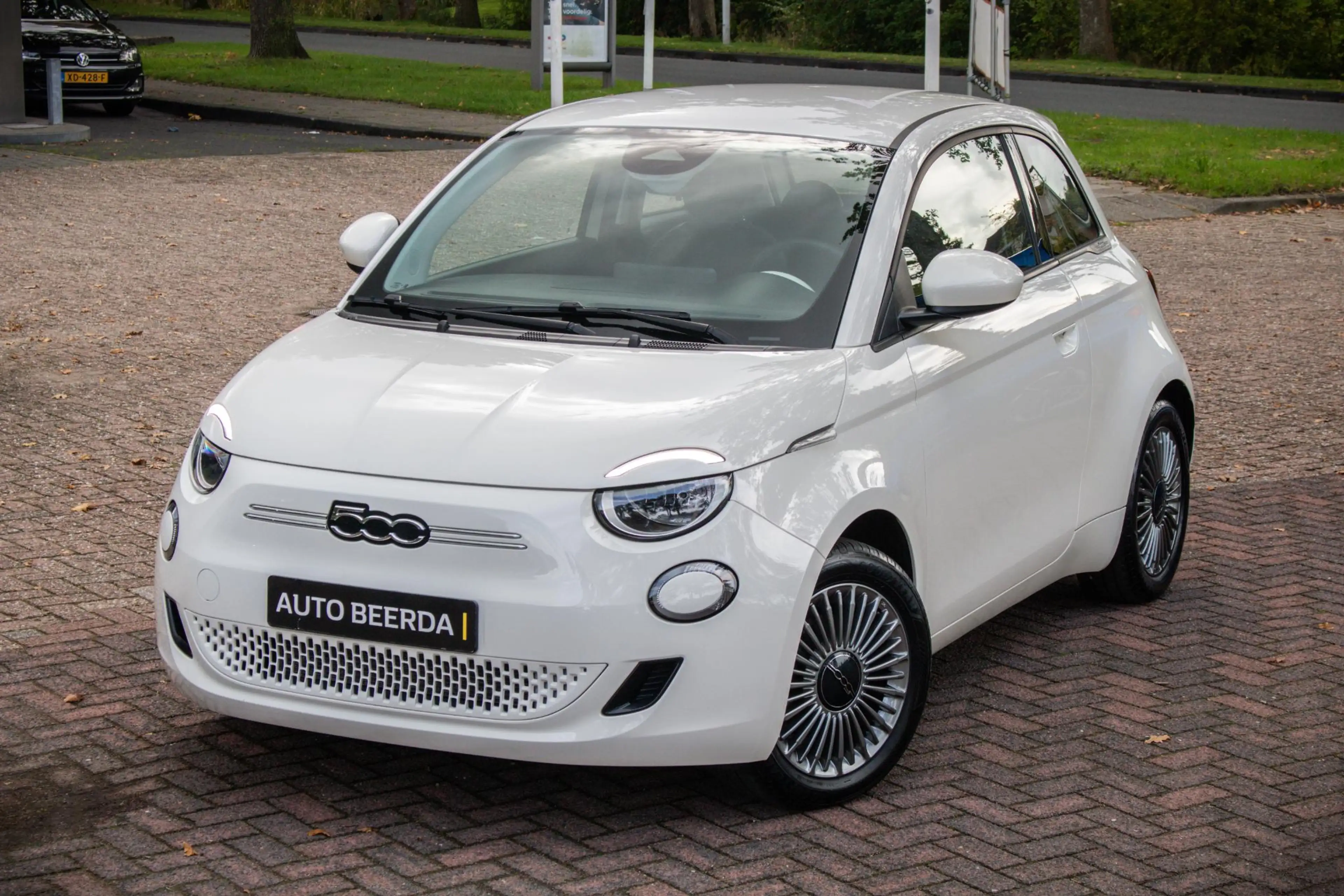 Fiat 500e Automaat 42 kWh | Rijklaar | 16 Inch Lichtmetalen — photo 3
