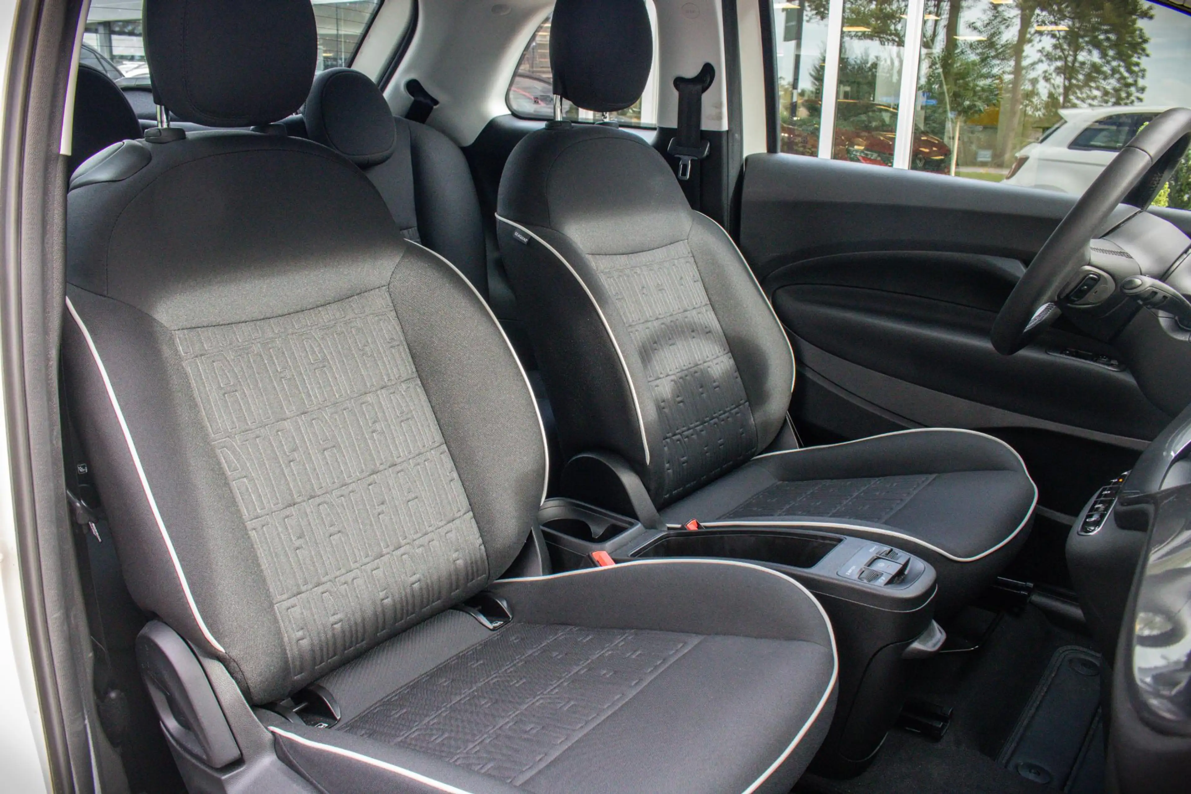 Fiat 500e Automaat 42 kWh | Rijklaar | 16 Inch Lichtmetalen — photo 19