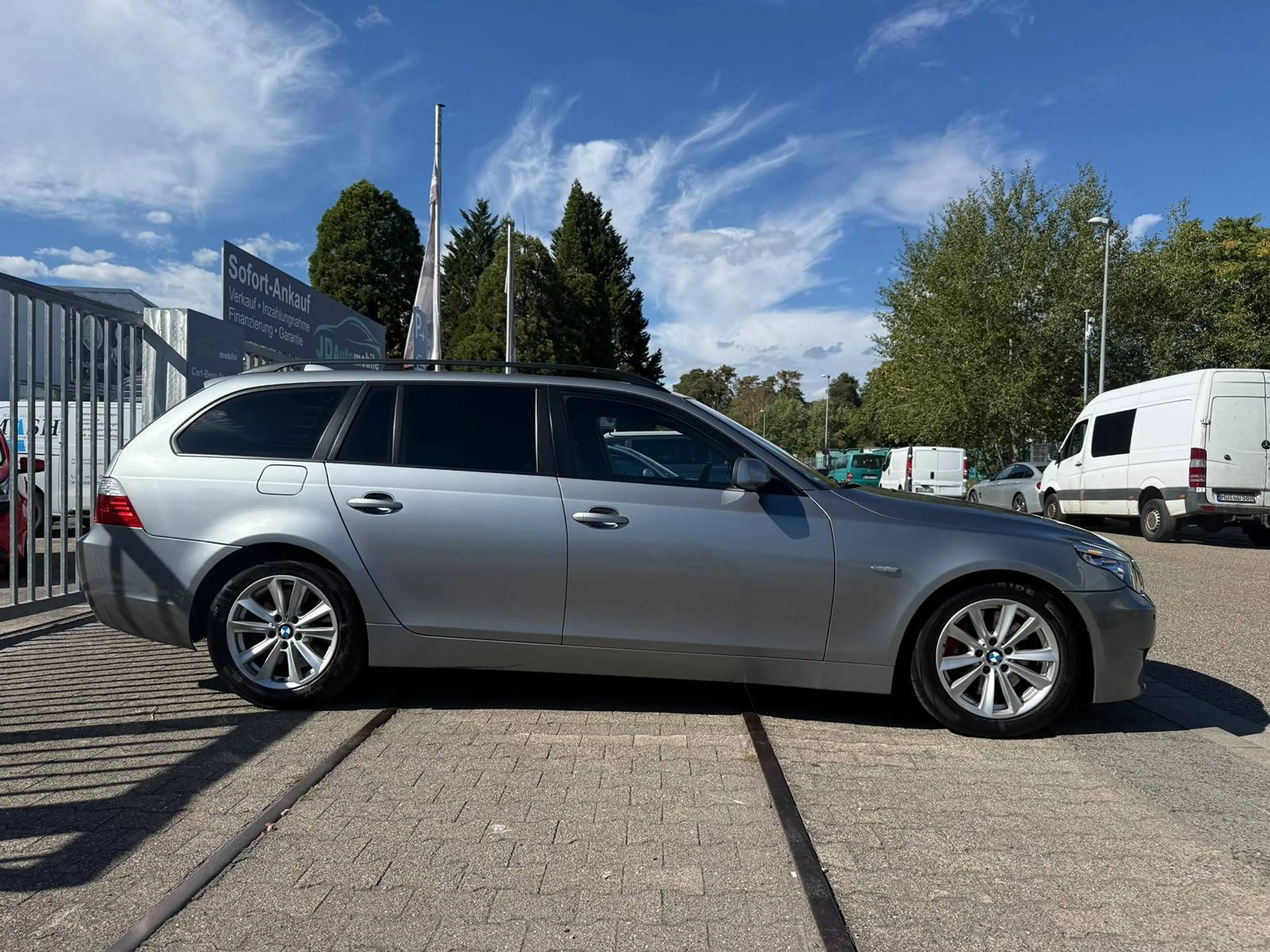 BMW 535 535d Touring — photo 4