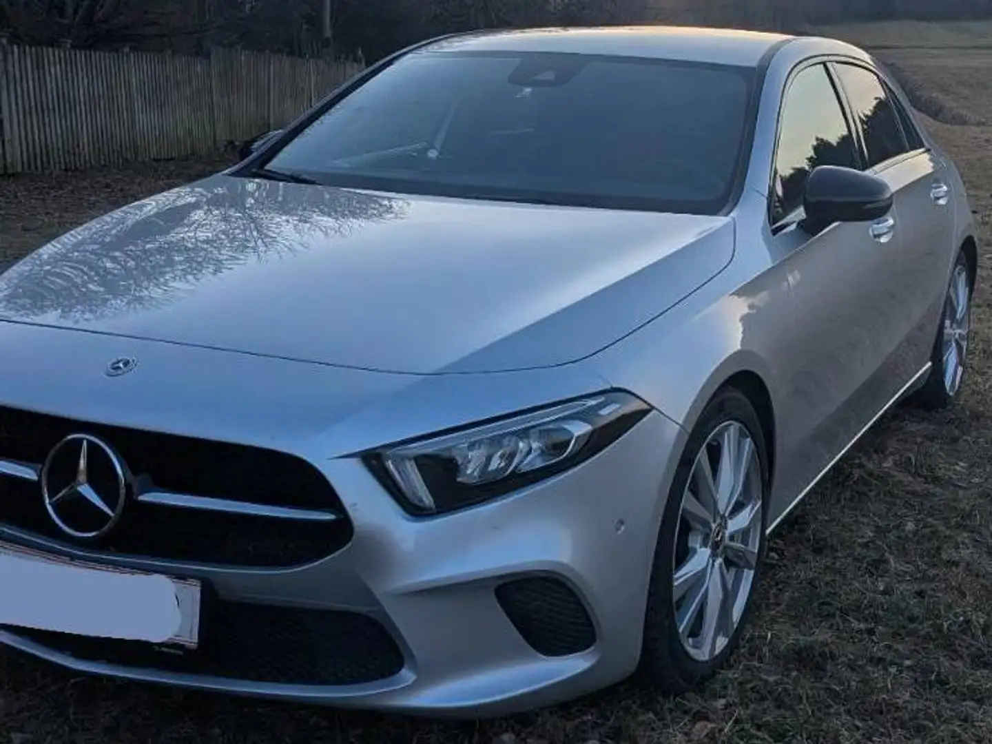 Mercedes-Benz A 180 Progressive Line Silber - 1