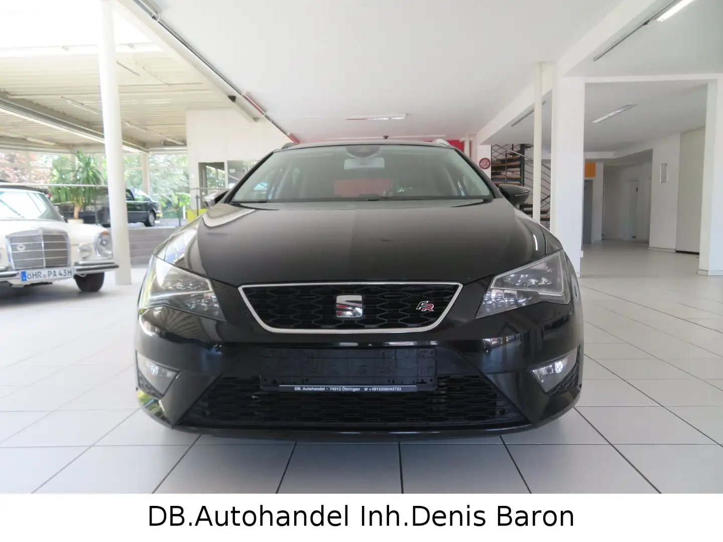 SEAT Leon ST FR Aut.Kombi LED Navi Leder PDC SHZ Schwarz - 2