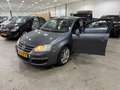 Volkswagen Jetta 1.6 Trendline / RIJDT SCHAKELT GOED / NETTE AUTO Gris - thumbnail 4