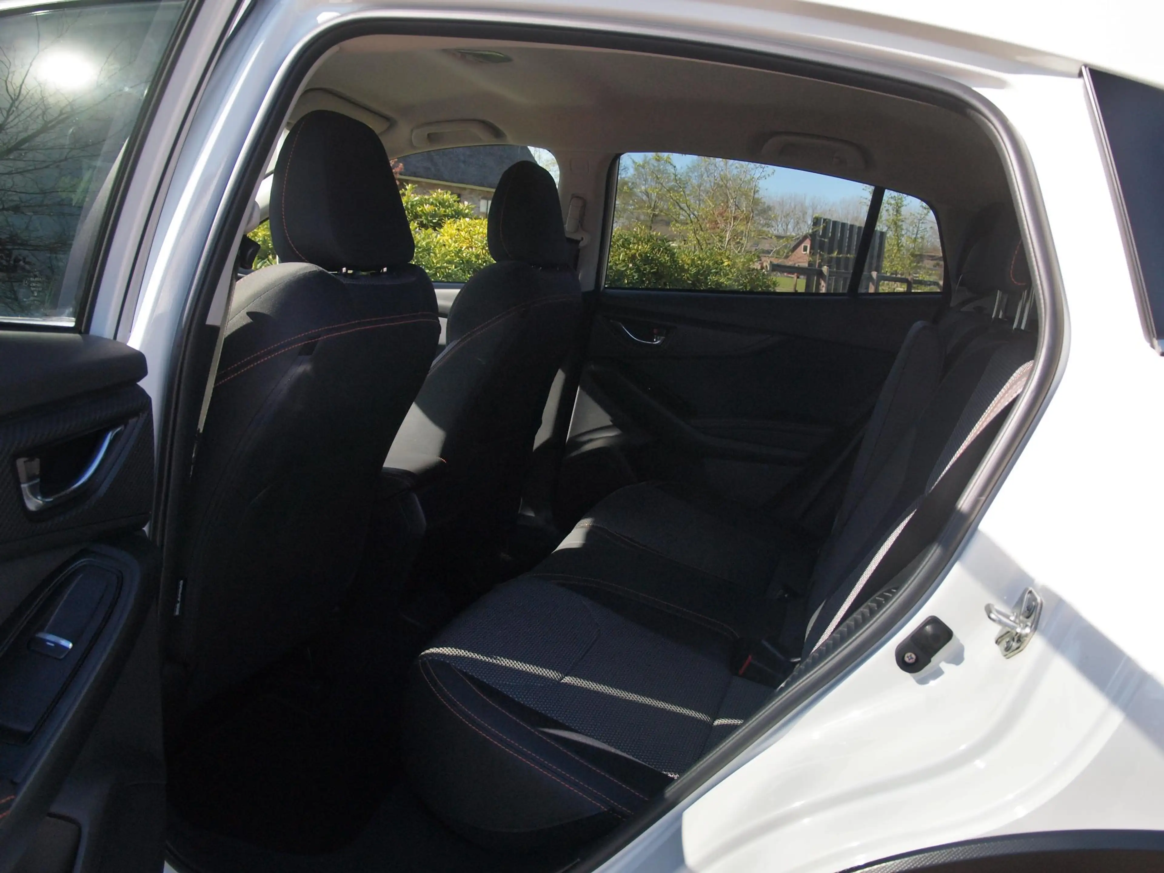 Subaru XV 2.0i e-BOXER | Trekhaak | Trekgewicht geremd 1270k — photo 30