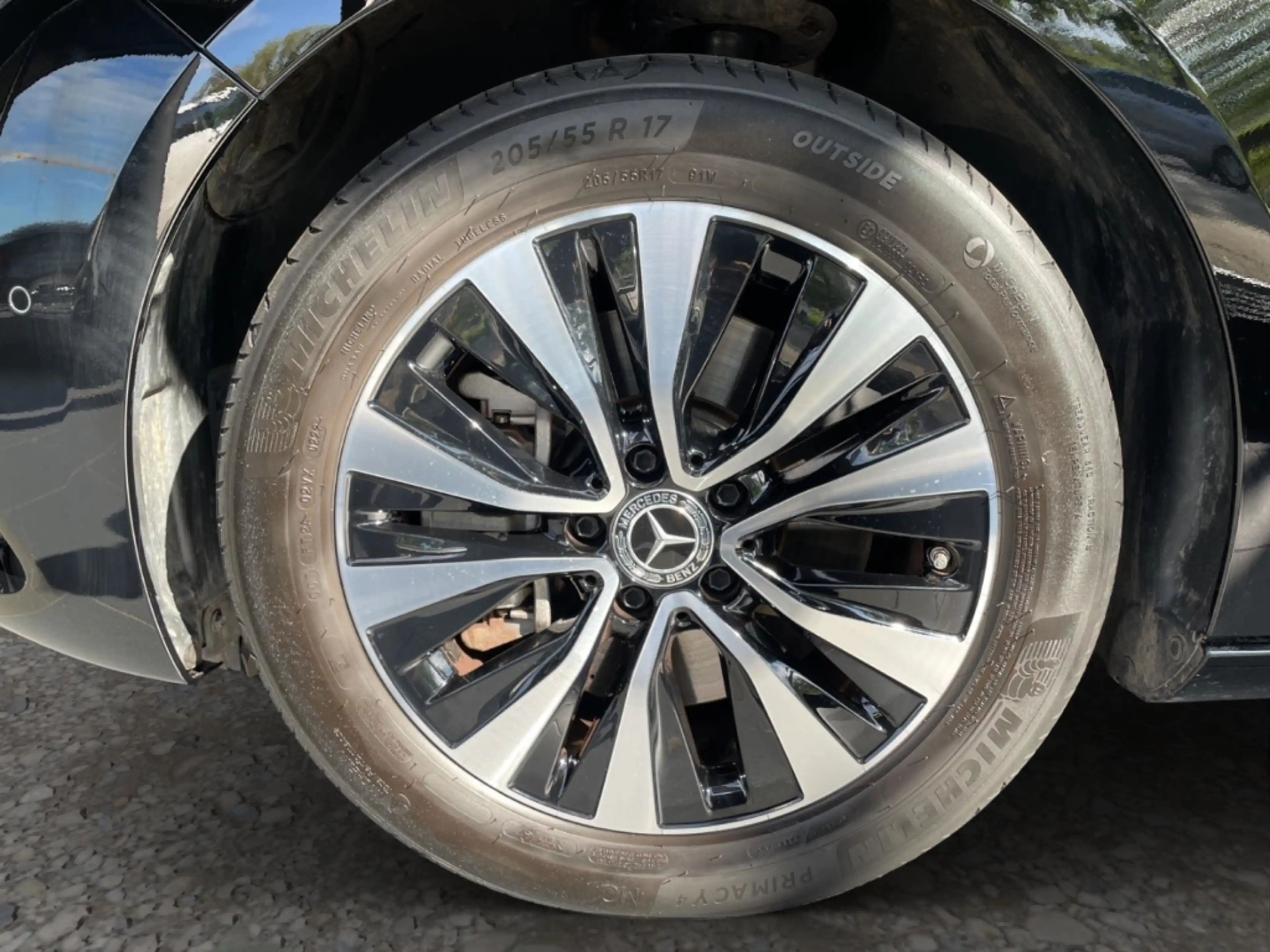 Mercedes-Benz B 250 e Style LED Navi Parkpaket Kamera Tempomat — photo 12