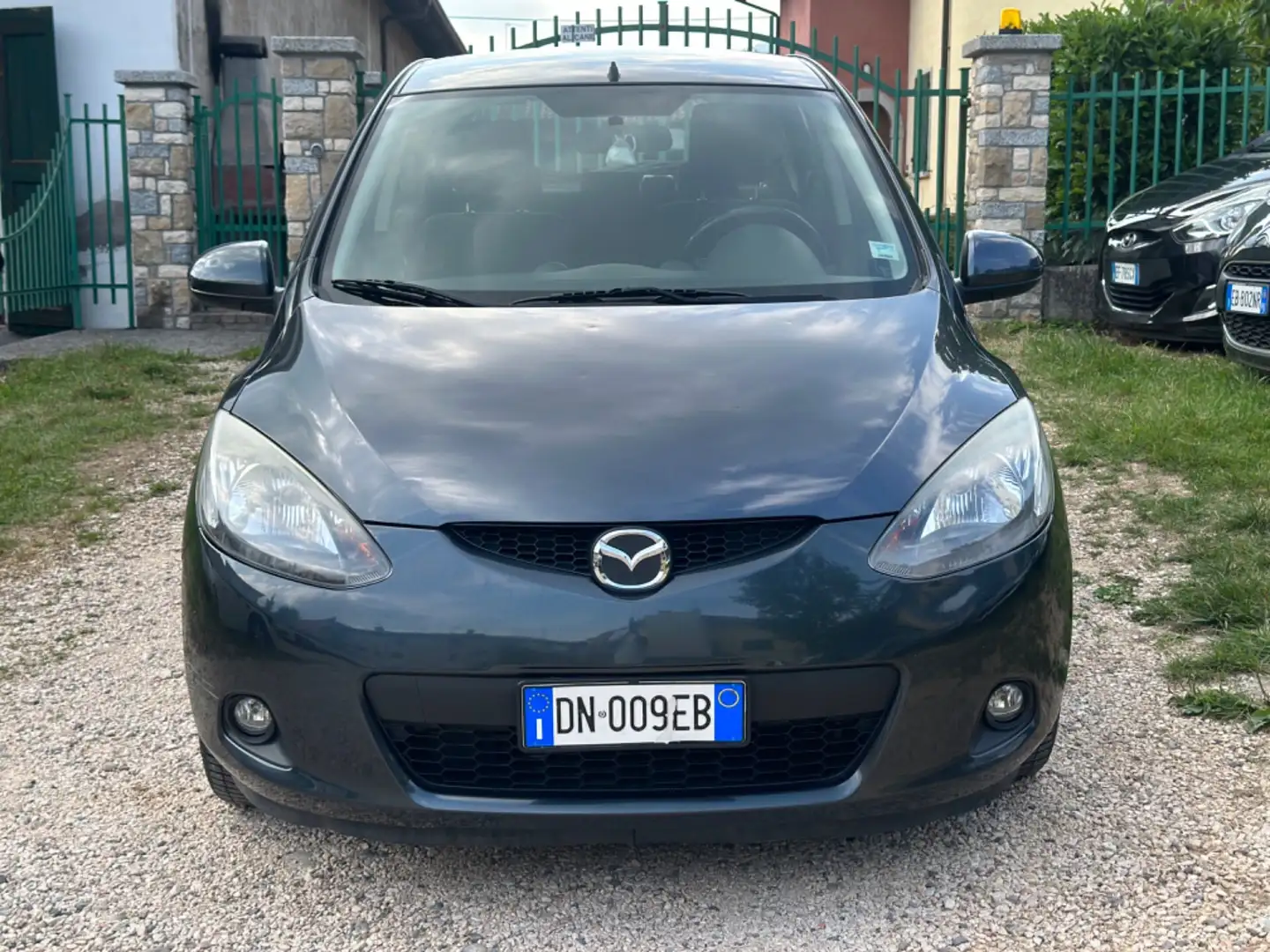 Mazda 2 Mazda2 1.3 16V 75CV 5p. Play Grigio - 2