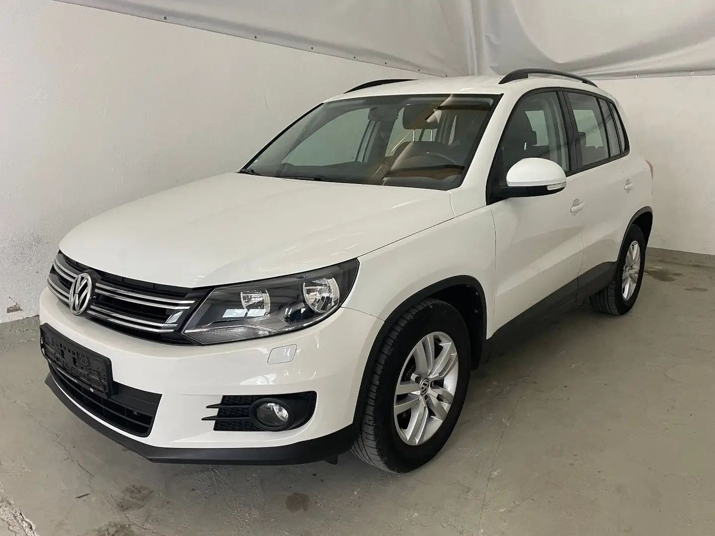 Volkswagen Tiguan Trend & Fun BMT 2. Hd SHZ Navi APS Weiß - 1