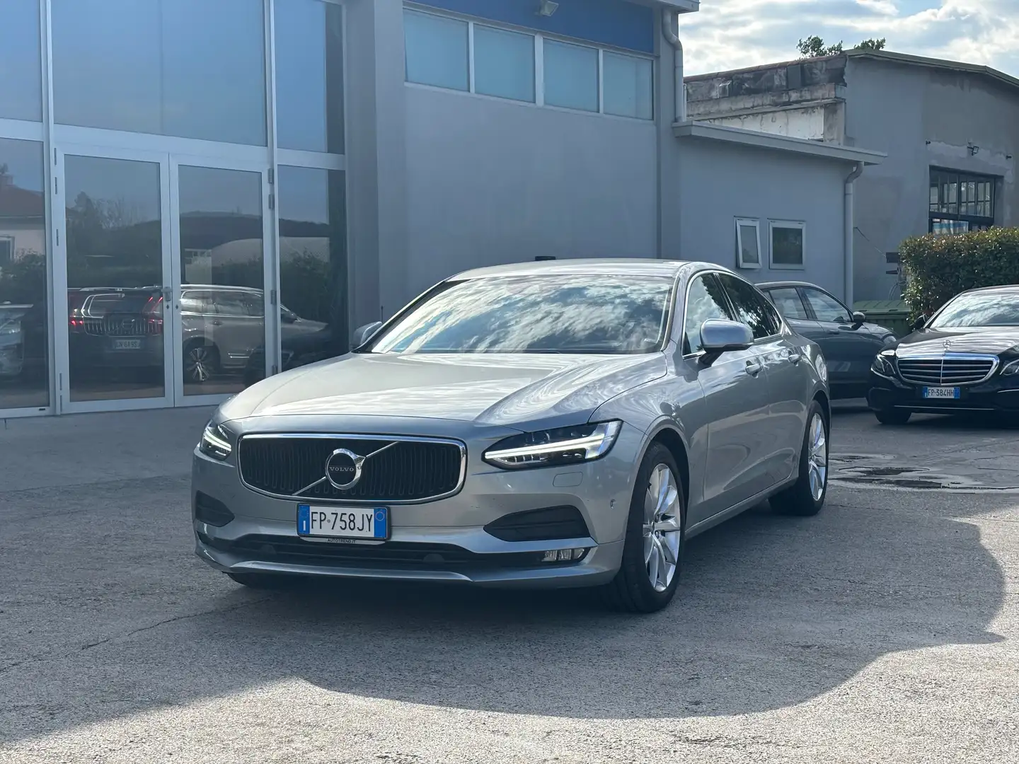 Volvo S90 S90 | D4 | 2.0 190cv | Momentum Argento - 1