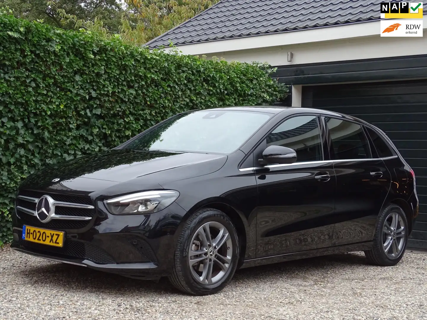 Mercedes-Benz B 180 Advantage | Automaat Zwart - 1