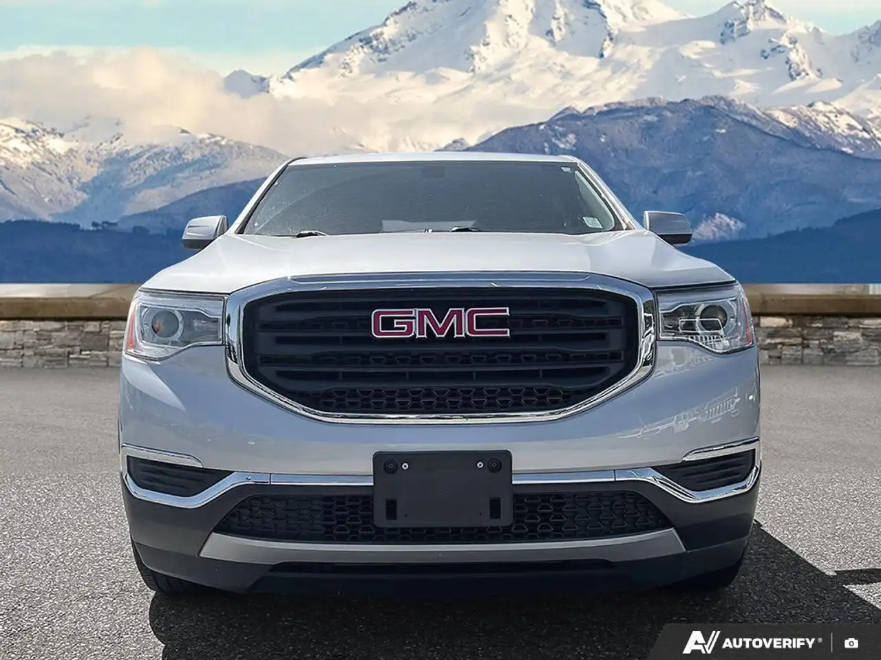 GMC Acadia photo GMC Acadia